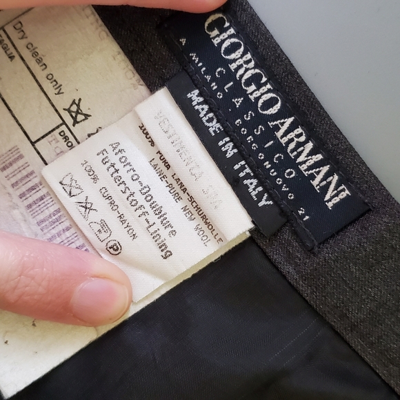 VINTAGE Giorgio Armani Classico 90s Designer Minimalist Gray Wool Skirt Size 14 - Picture 7 of 8